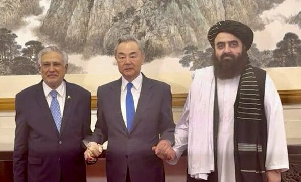 Pakistan e Cina si alleano per includere l'Afghanistan nel progetto economico regionale
