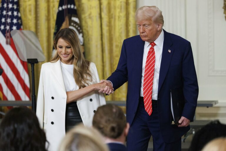 Trump firma la legge anti-deepfake un successo personale per Me