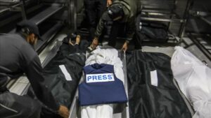 Gaza, tre giornalisti uccisi in un raid sull’ospedale Al-Ahli