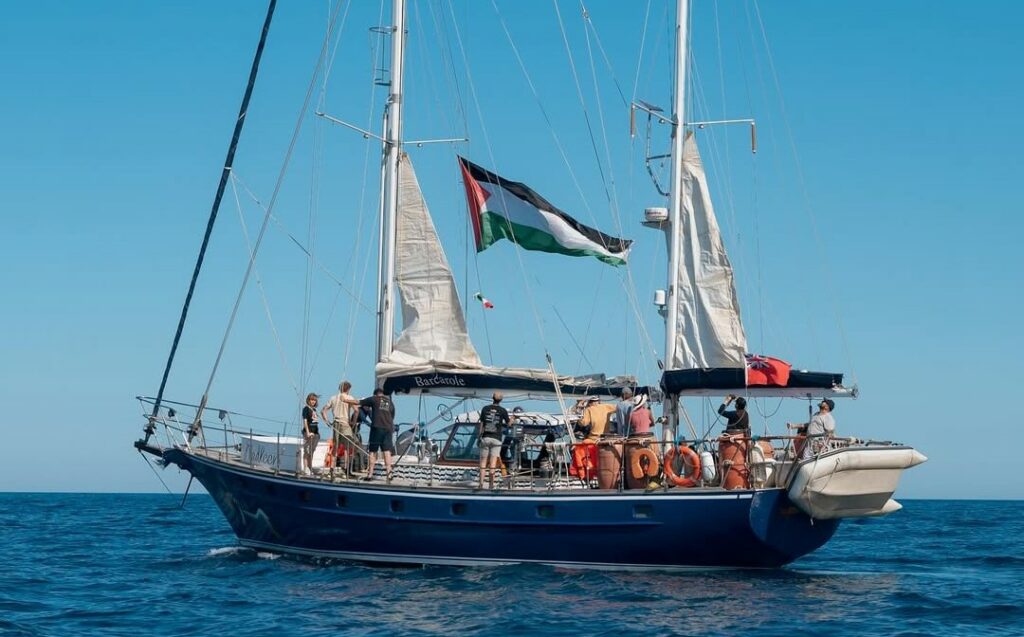 Londra sfida Israele indagine su Shayetet 13 per il blitz contro la Madleen