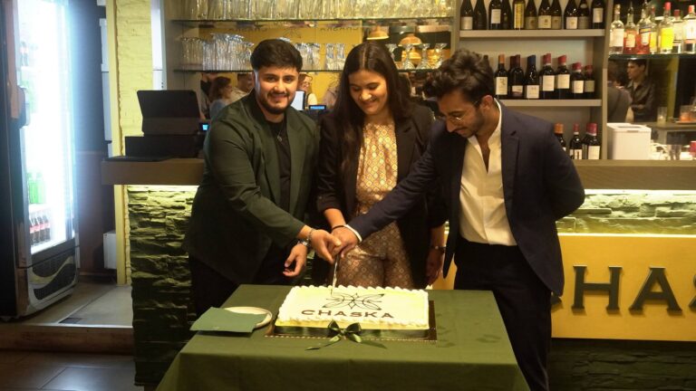 Secondo anniversario del ristorante pakistano Chaska a Carpi: corsi e iniziative per il futuro